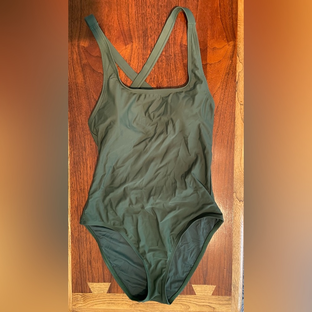 Quince Green One Piece Swimwear with Scoop Neckline